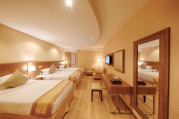 Hotel Al Safwah Royale Orchid